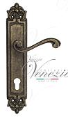 Дверная ручка Venezia на планке PL96 мод. Vivaldi (ант. бронза) под цилиндр